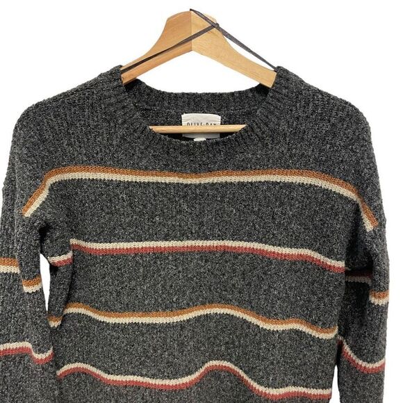 Olive + Oak Sweater - Picture 2 of 4